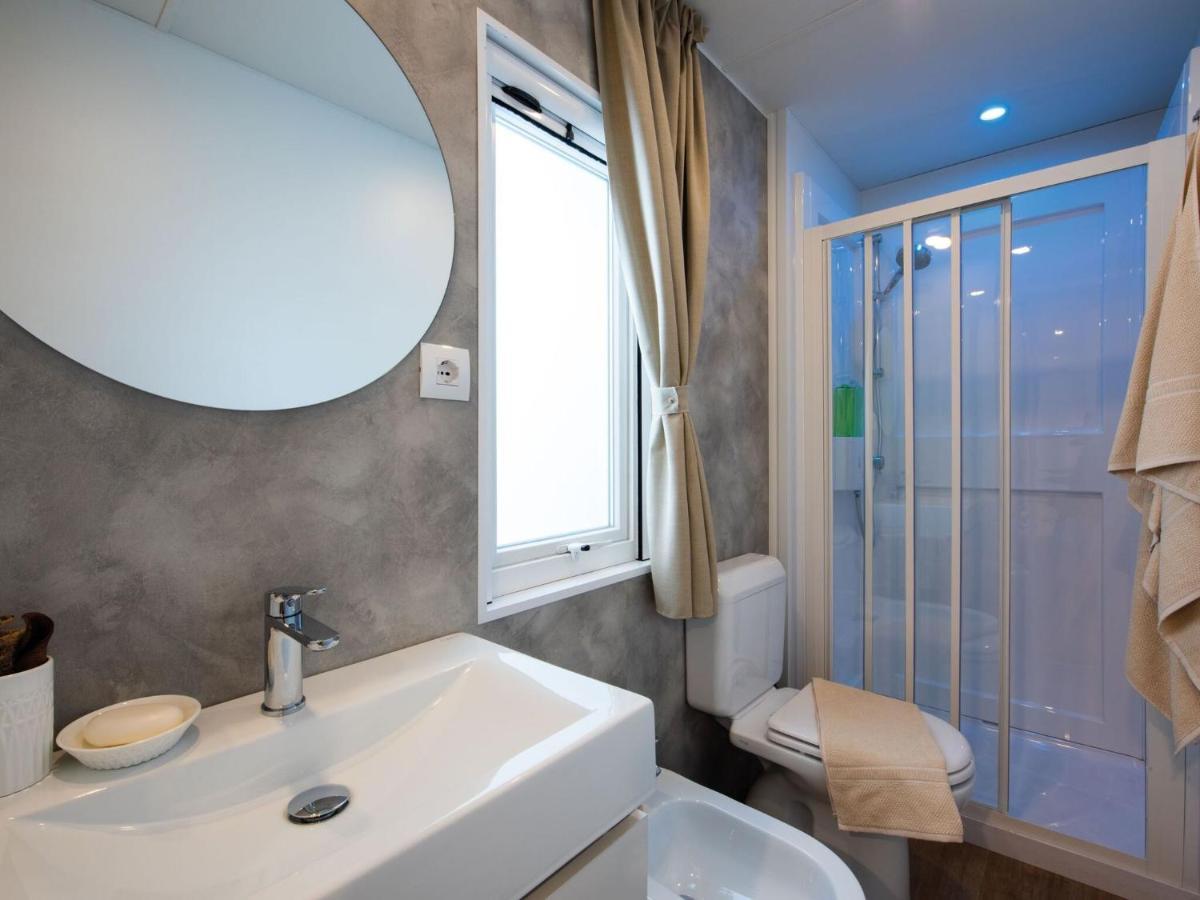 Premium Mobile Home In Novalja Extérieur photo