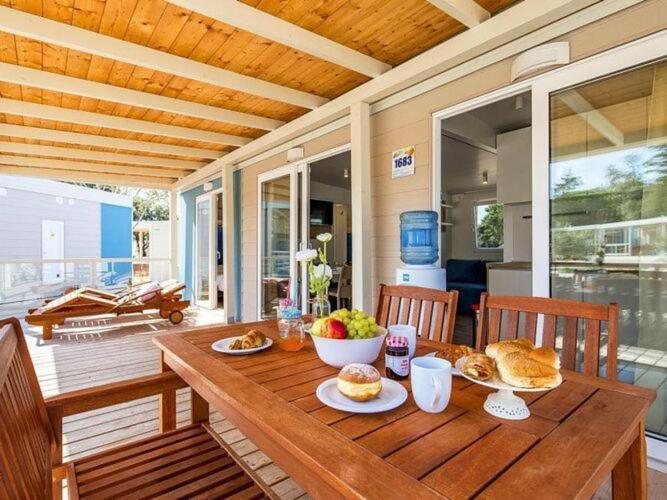 Premium Mobile Home In Novalja Extérieur photo